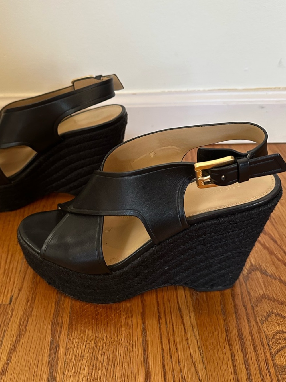 Micheal Kors Black Espadrille Wedge Sandals size 7.5 - Picture 5 of 7